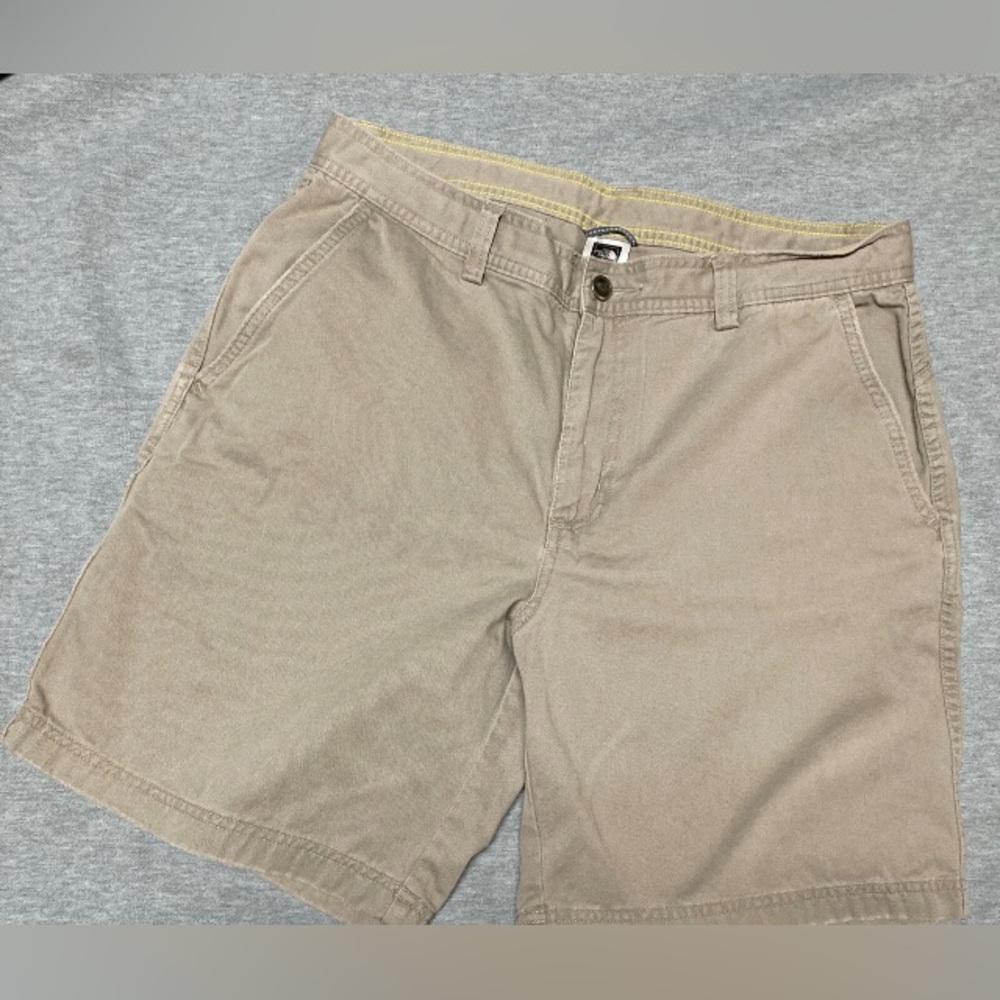 The North Face Mens Size 34 Khaki Shorts Preowned